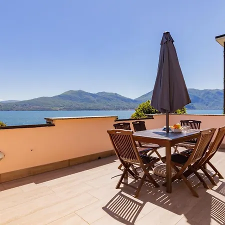 Bilocale 6 With Balconyterrace شقة